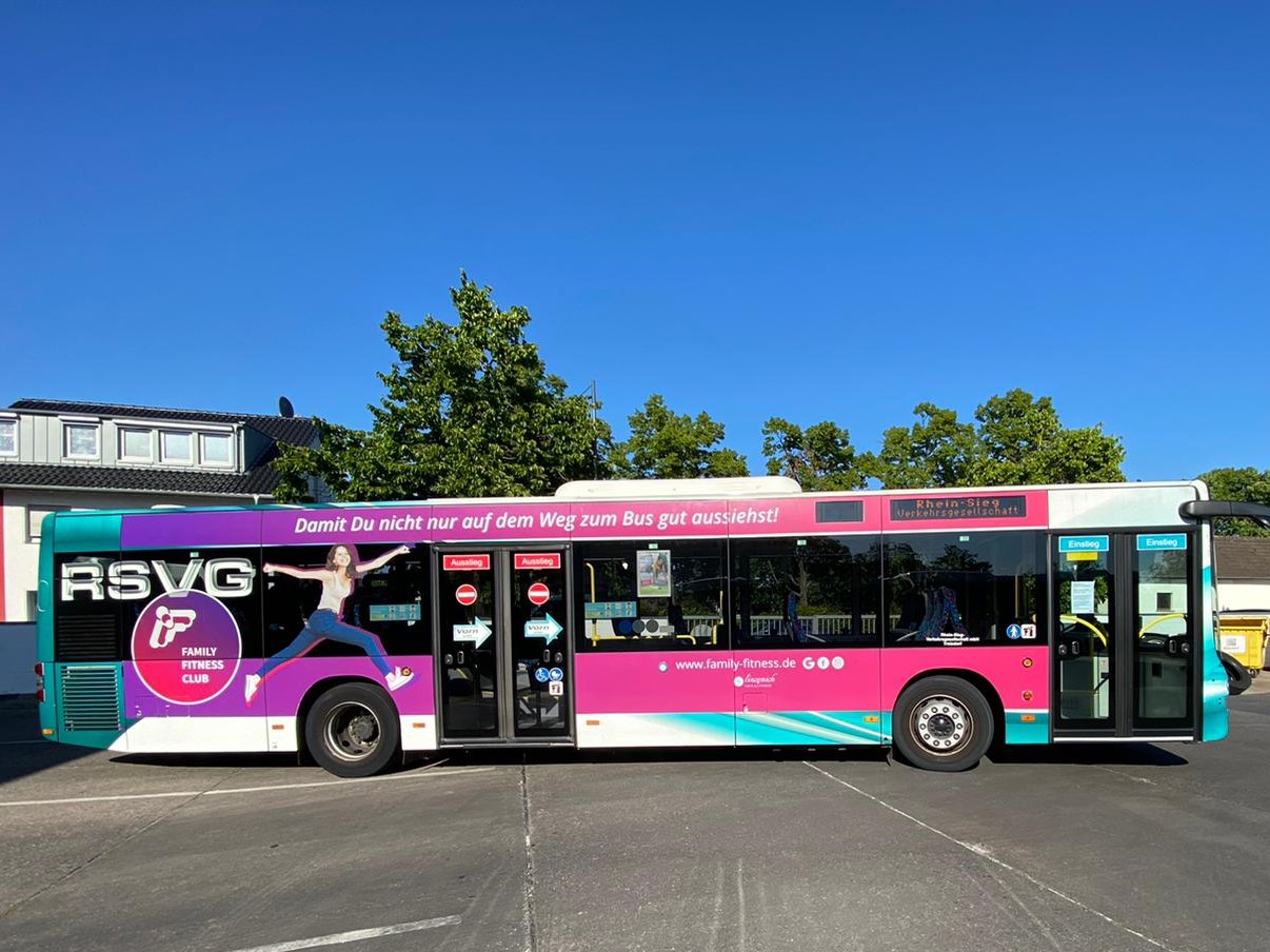 DVW Buswerbung Family Fitness Club